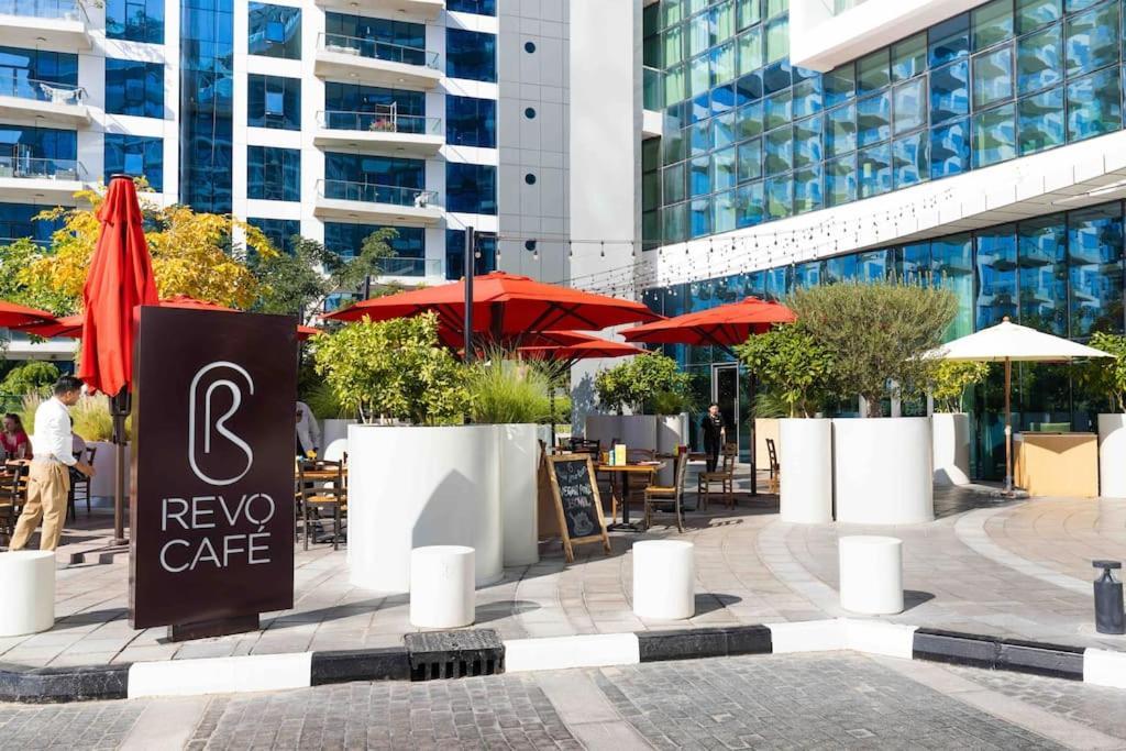 Fantastic Studio Apartment At Palm Jumeirah Dubai Bagian luar foto