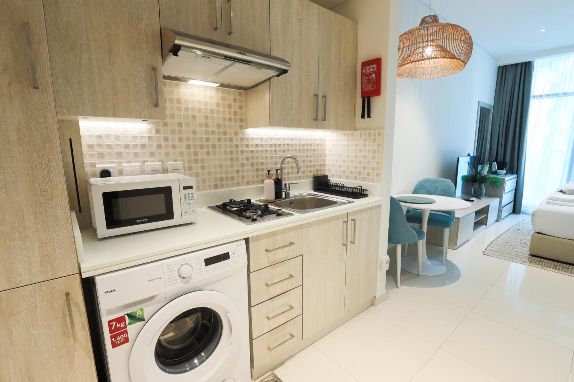 Fantastic Studio Apartment At Palm Jumeirah Dubai Bagian luar foto
